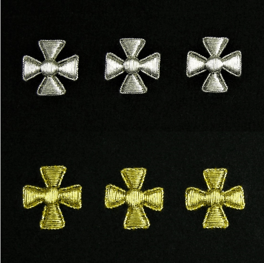 Small "Round-Center w/ Border" Maltese Cross